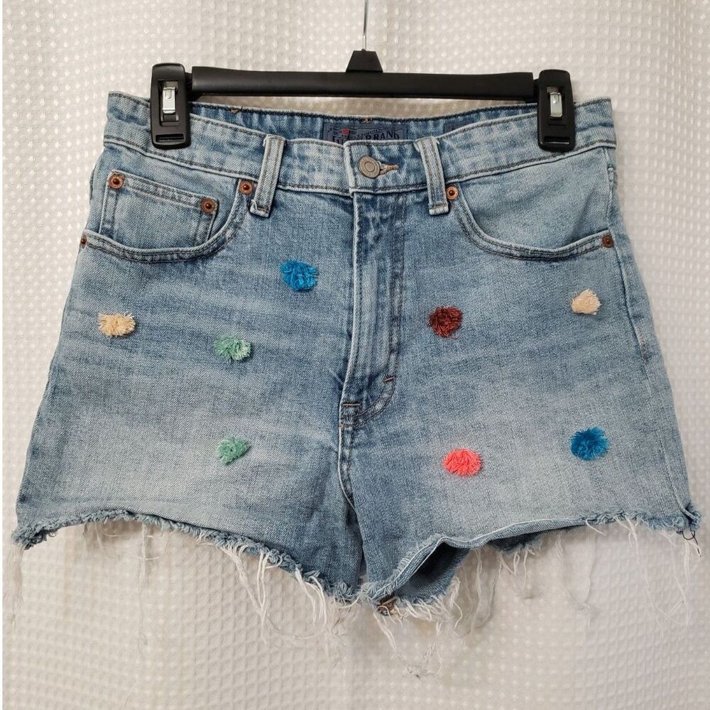 Lucky Brand Women's Jean Shorts Size 6/28 Light Wash with Fringe Pompoms